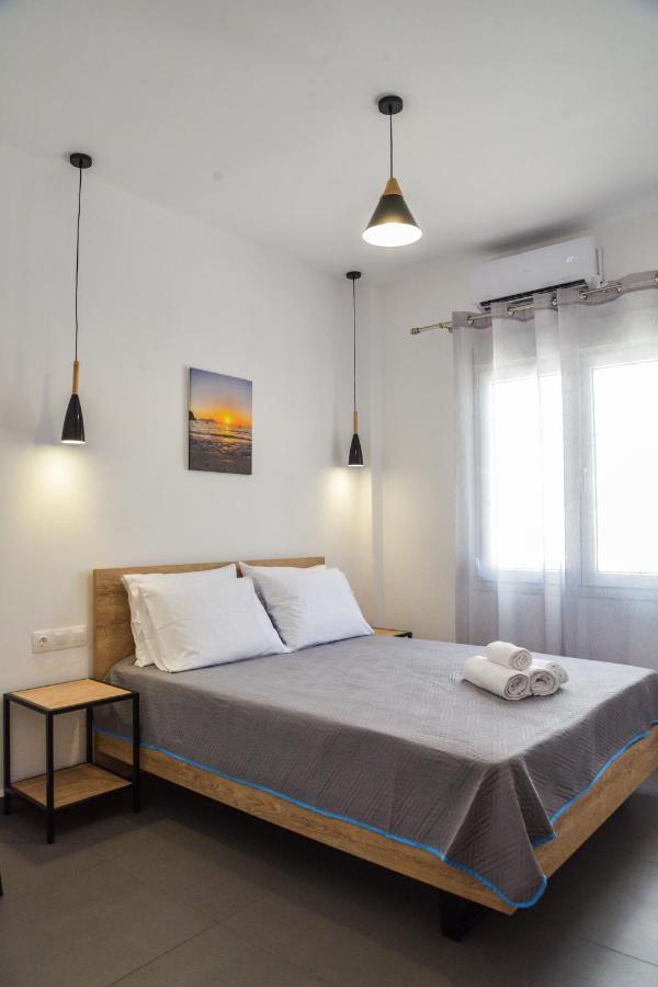 Tzoka'S Apartments Adamantas  Dış mekan fotoğraf