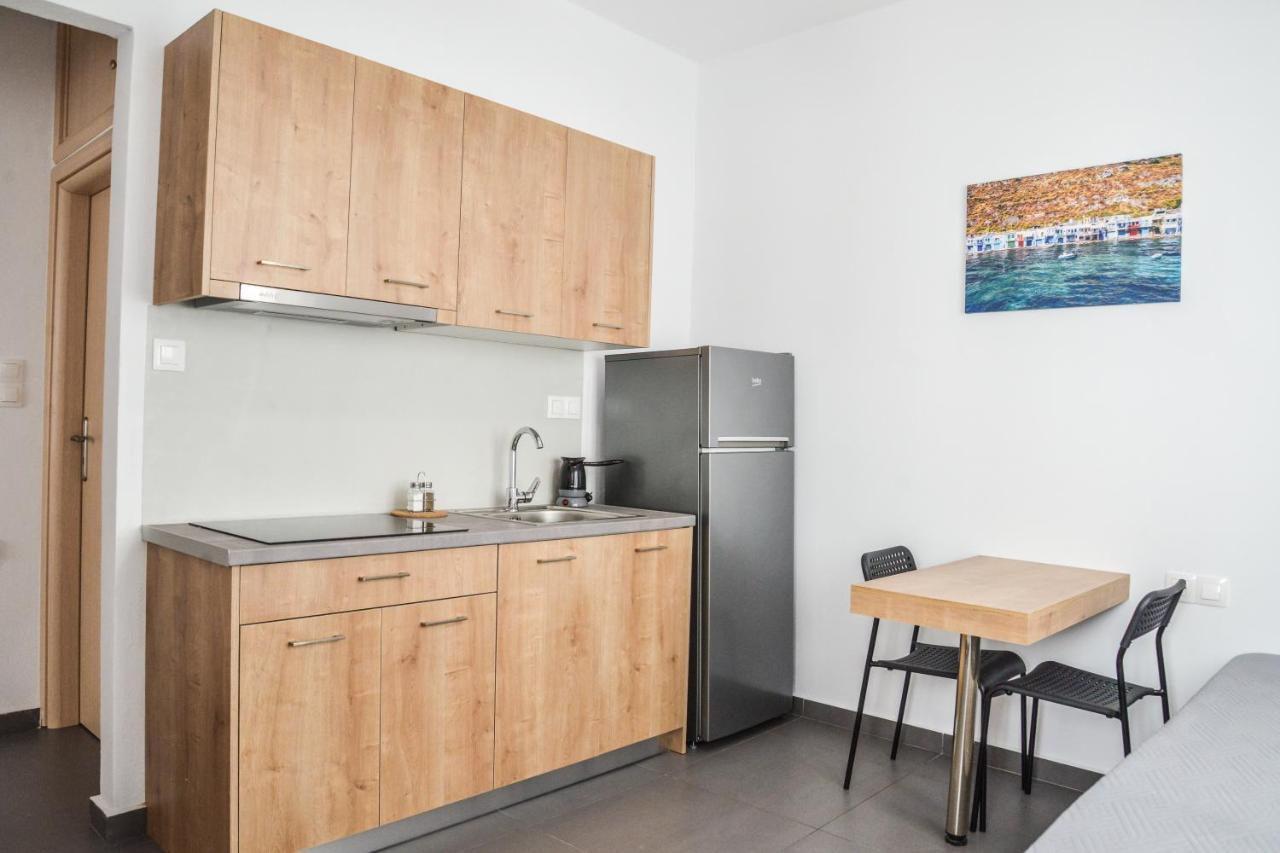 Tzoka'S Apartments Adamantas  Dış mekan fotoğraf