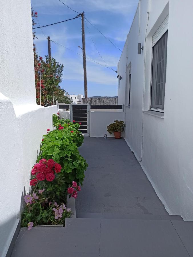 Tzoka'S Apartments Adamantas  Dış mekan fotoğraf